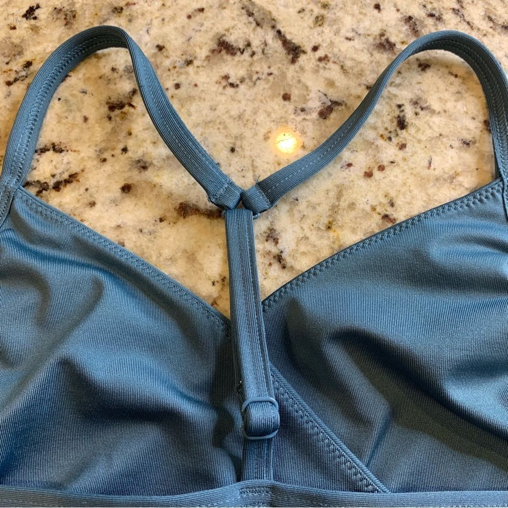 PINK Victoria’s Secret Sport Lightly Lined Sports Bra Blue Size Medium - Picture 4 of 9